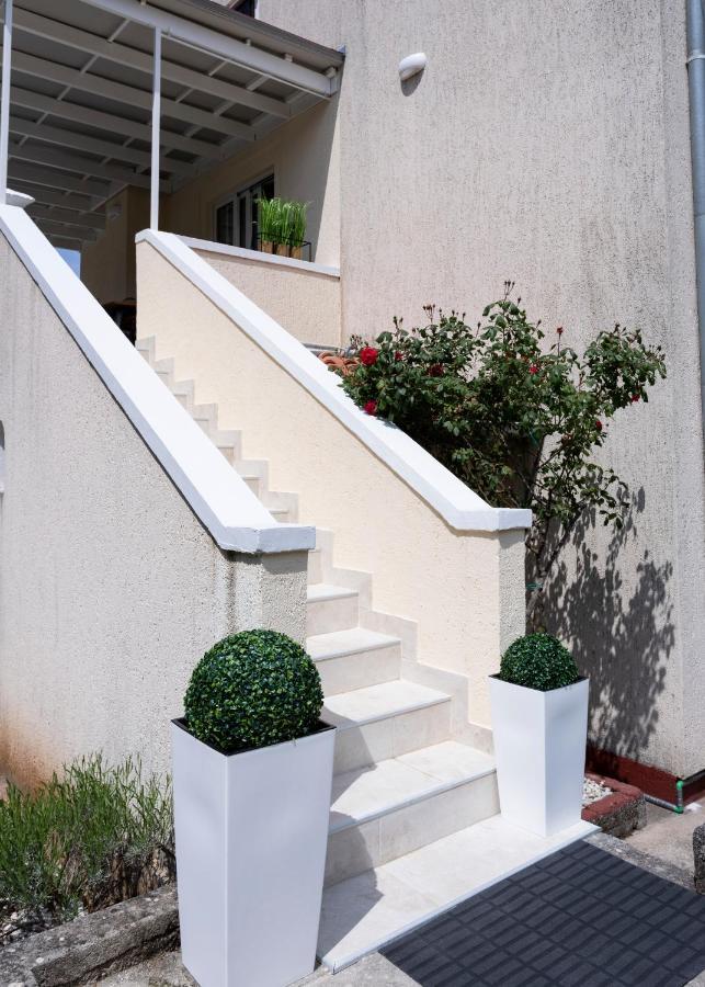 Luxury Mantinela Apartment Malinska Exteriér fotografie