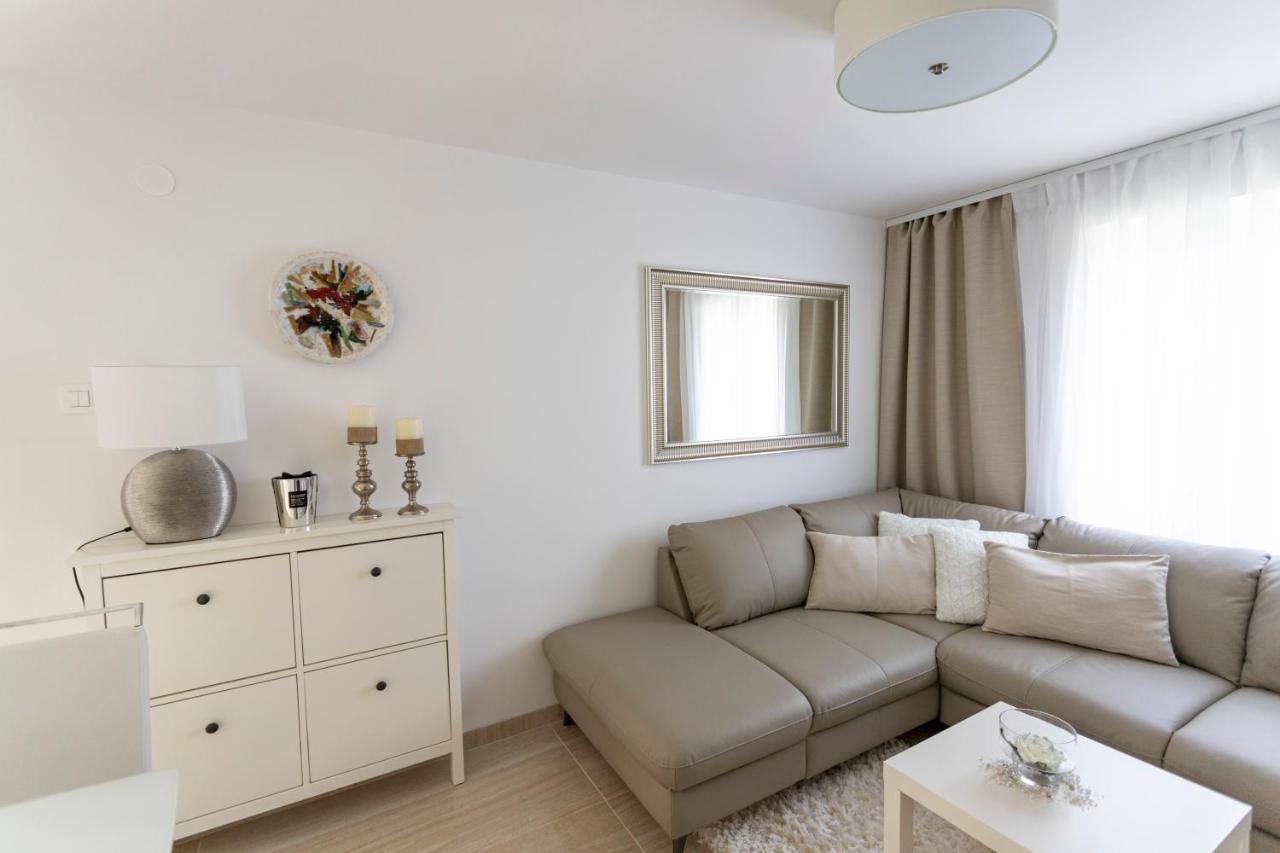 Luxury Mantinela Apartment Malinska Exteriér fotografie